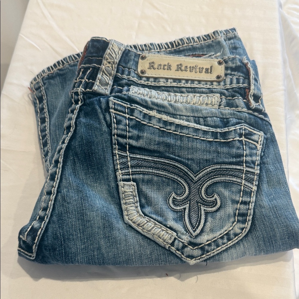 Rock Revival Light Blue Women's Jeans with Embroidered Pockets